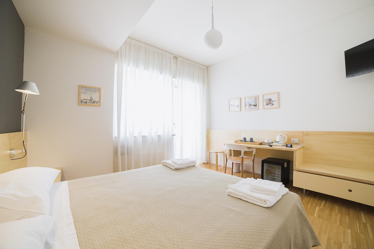 Bed and Breakfast Le Stanze Di Piazza Dei Martiri Nápoles Exterior foto